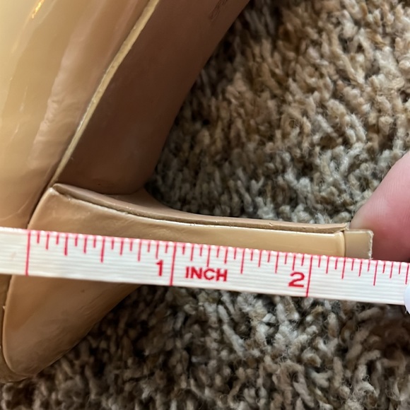 Coach Pumps Size 8B 2 1/2 Inch Heel - Picture 5 of 5